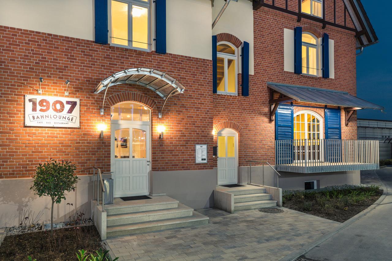 Bahnlounge 1907 Bed & Breakfast Neuenstadt am Kocher Exterior foto